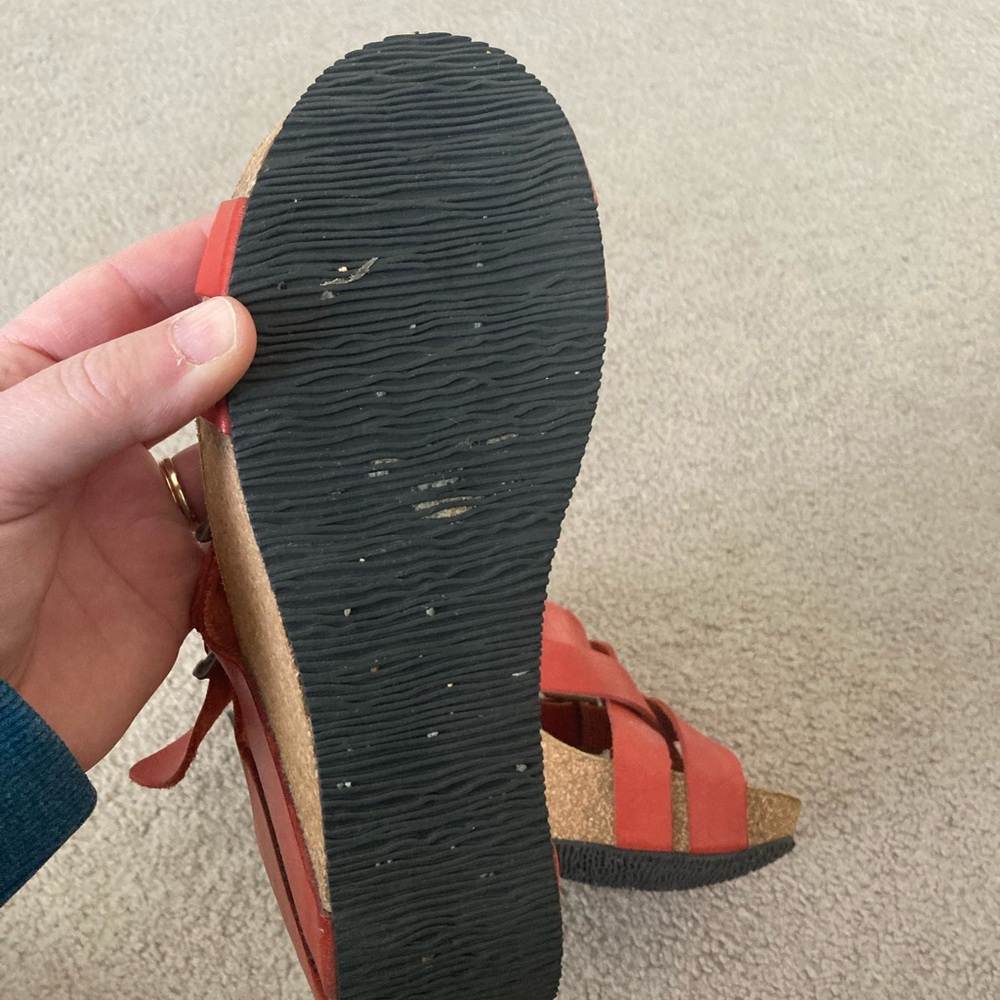 Eric Michael Wedge Sandals - Picture 7 of 7